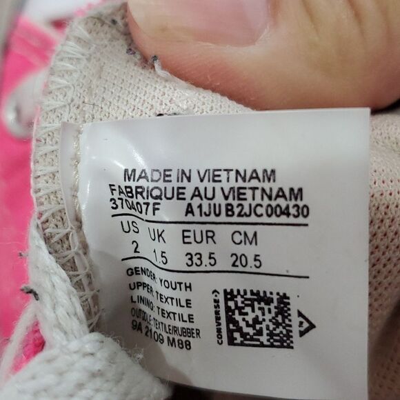 Toddler Converse Hyper Pink, kids size 2 - Picture 4 of 7